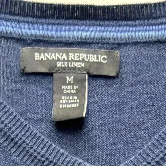 Banana Republic Silk Linen Blend Pullover Sweater Size Medium Color Blue - Picture 2 of 2